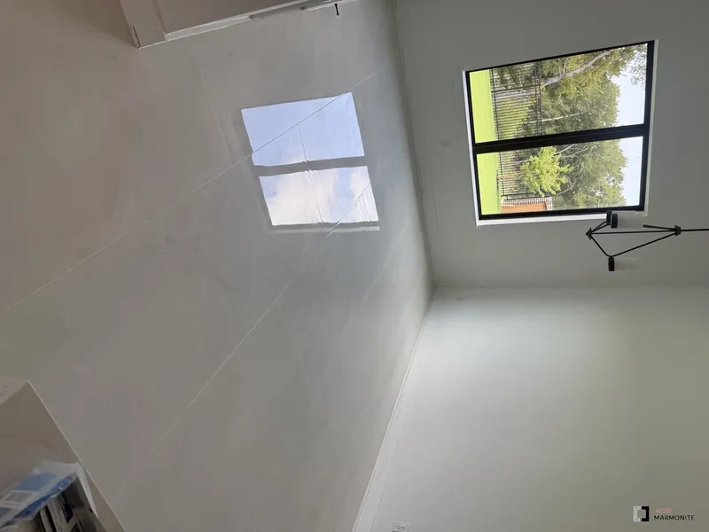 Snow Onyx large-format tile flooring