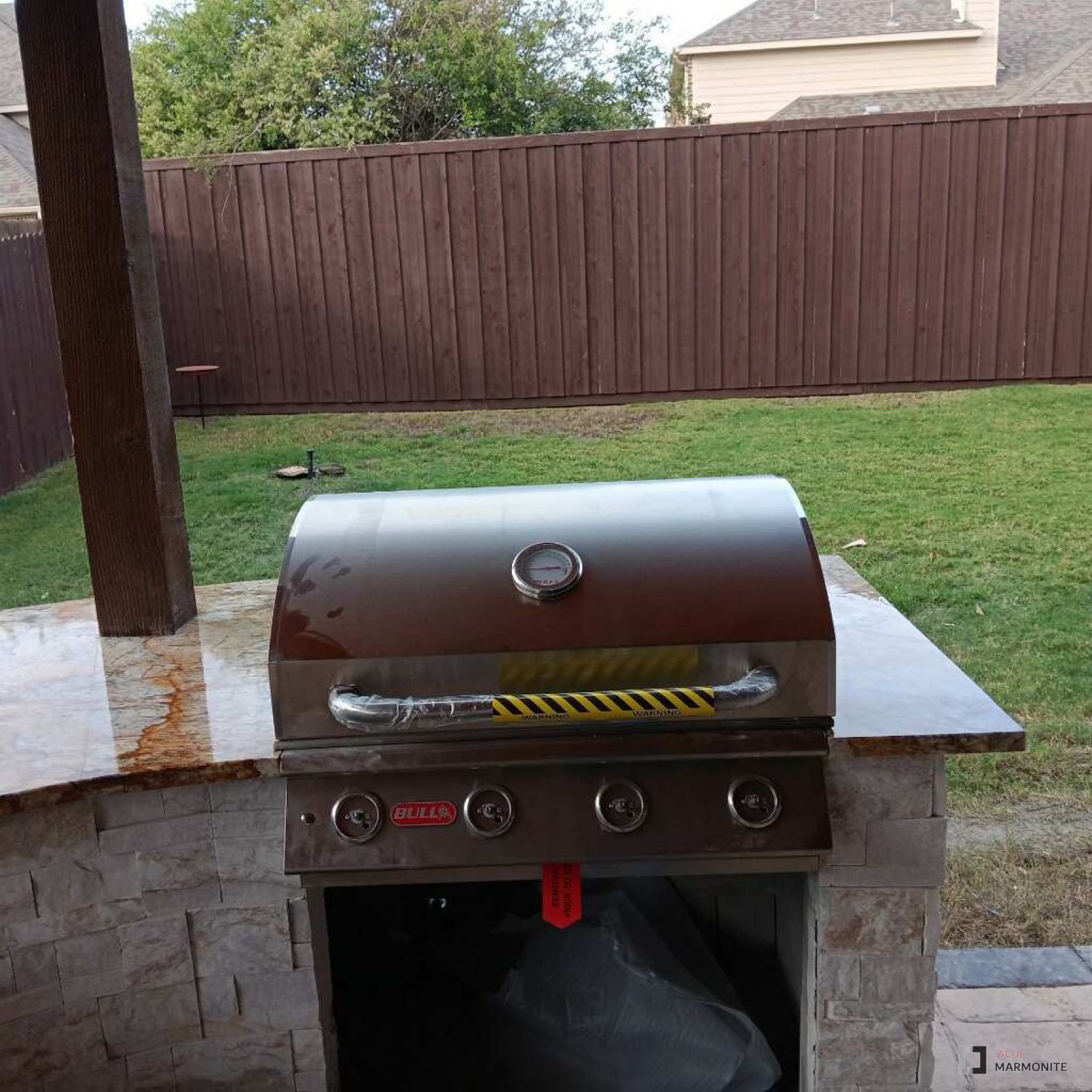 Flex Gold granite outdoor kitchen countertop, installed by Acue Marmonite