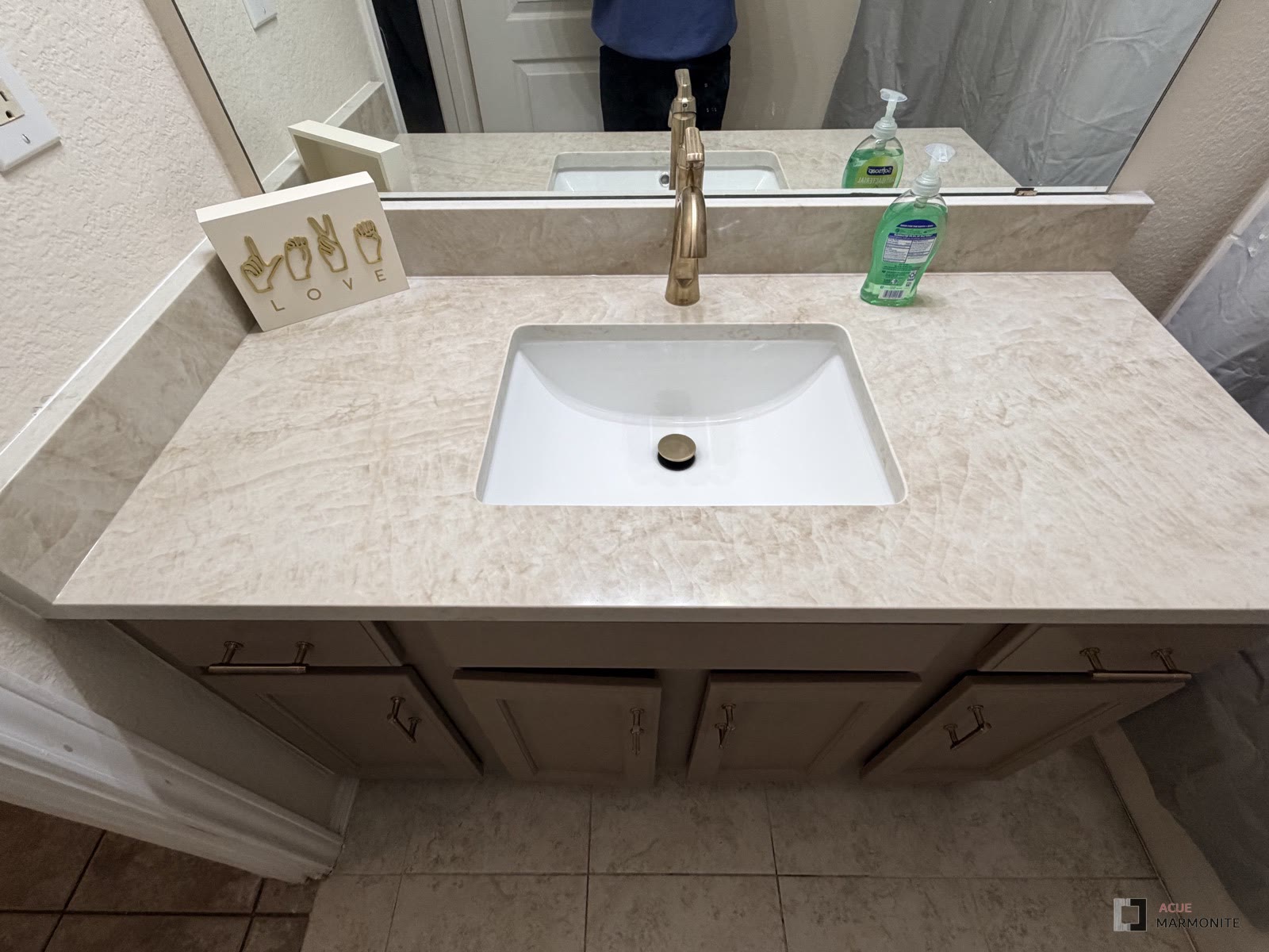 Pietra Taj quartzite bathroom vanity, installed by Acue Marmonite